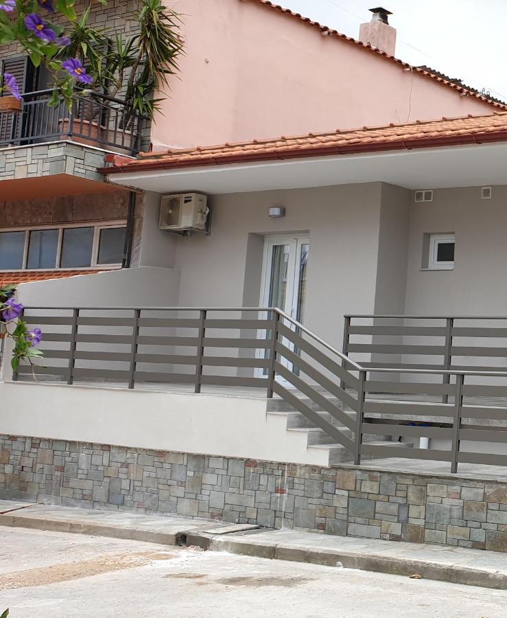 Chriselia 1 Apartment Неа Рода Екстериор снимка